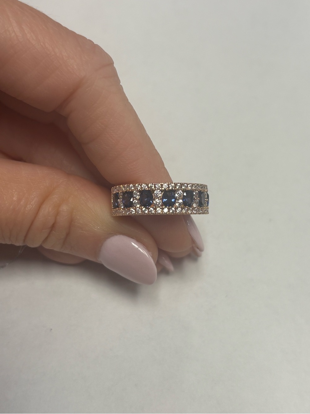 Suzy Levian Sample Blue & White CZ Eternity Band NWT Size 7
